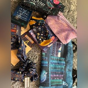 bookish gift set from fairyloot